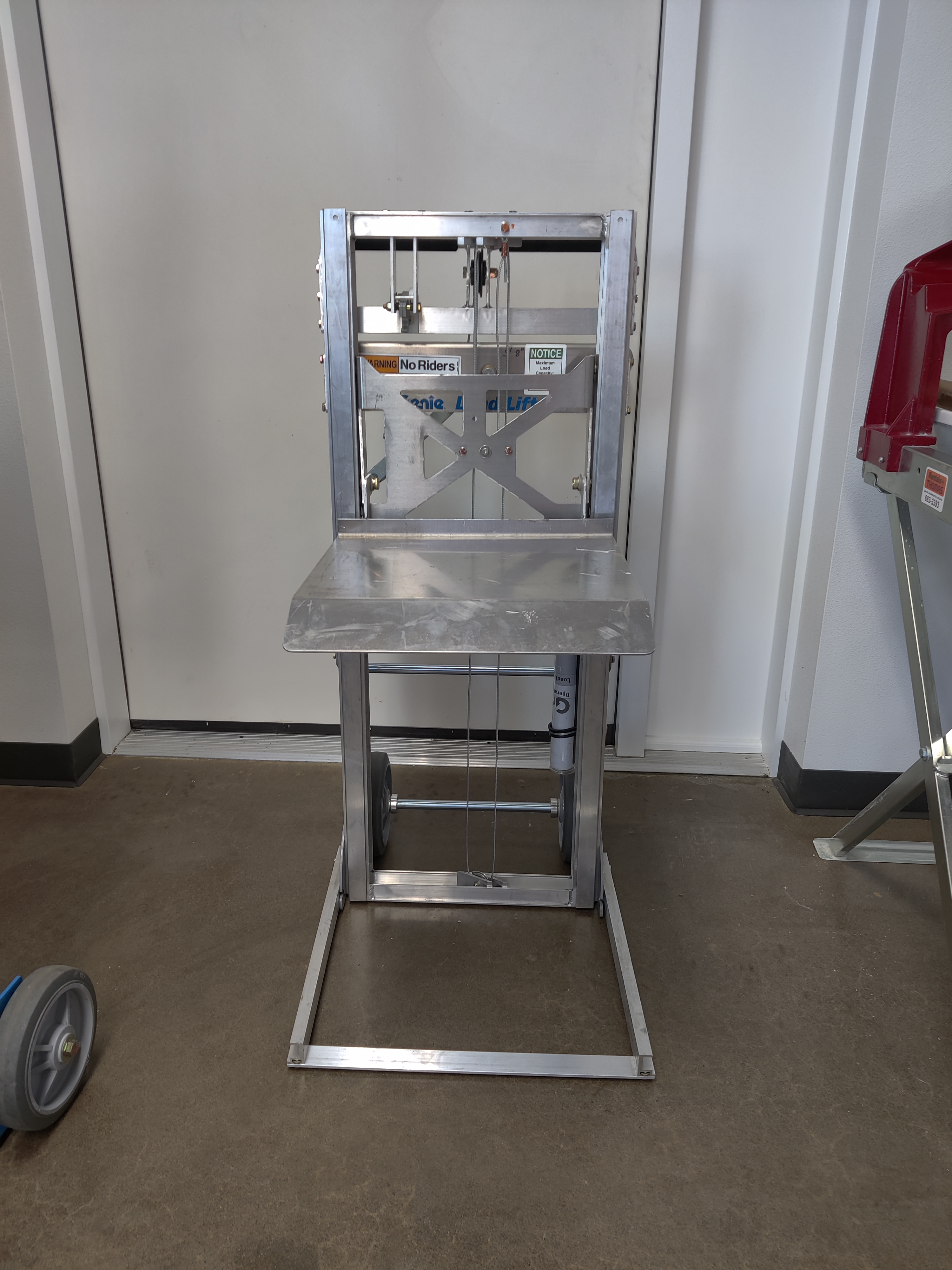 Lift, Load LIfter 250lb Manual 5'